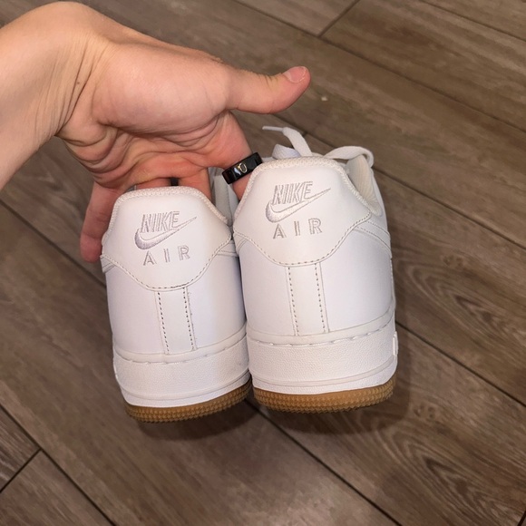 AF1 - Picture 2 of 3